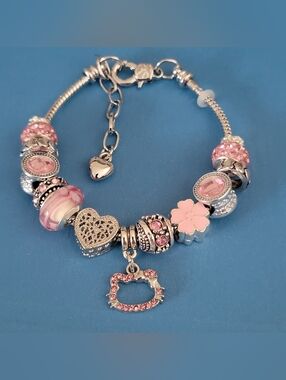 NWT Pink Hello Kitty Pandora Style Charm Bracelet With 925 Sterling Silver Charm